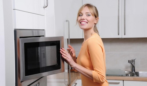 Cómo descongelar en el microondas