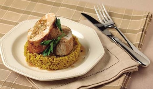 Pechugas rellenas en salsa de manzanas