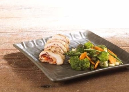 Pechuga campesina con verduras salteadas