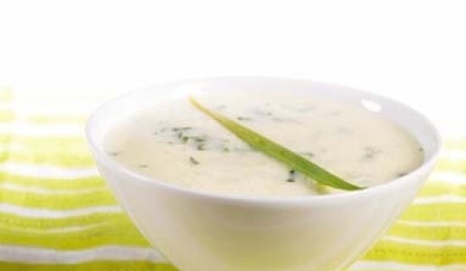 Salsa de crema agria y queso azul