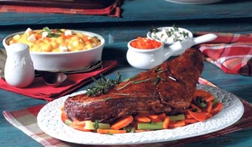 Pierna de cordero mechada