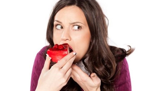 Cómo evitar los atracones de comida