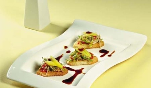 Montadito de portobello con holantao y coco al sillao