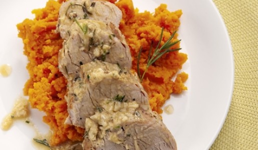 Lomo de cerdo con romero y ajos