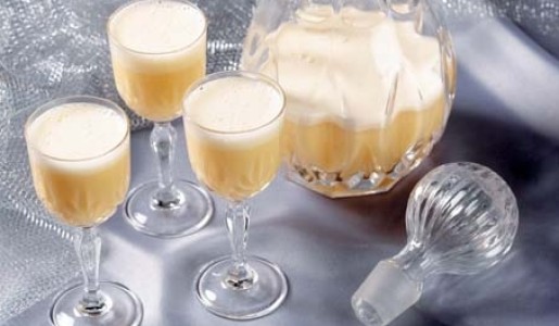 Licor de huevo