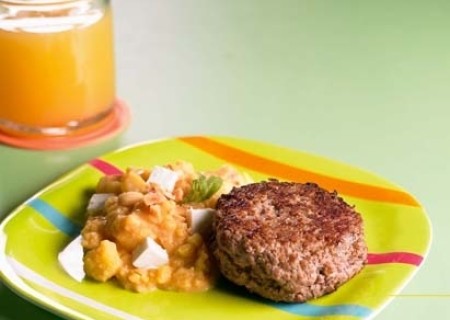 Puré de ollucos y hamburguesas caseras