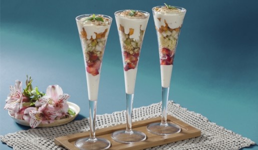 Trifle de frutas y chocolate