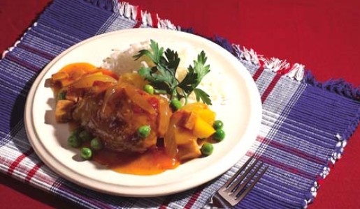 Guiso casero de pollo con tocino