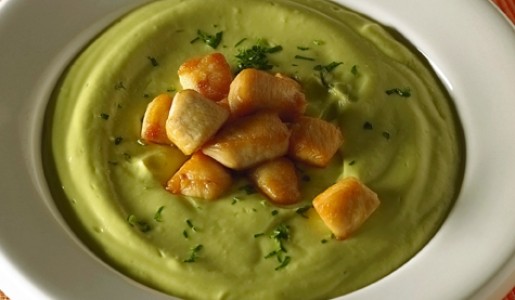 Crema de palta y pollo