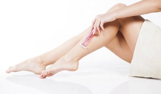 Cómo evitar los granos después de la depilación