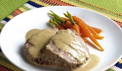 Cerdo braseado en leche a la mostaza