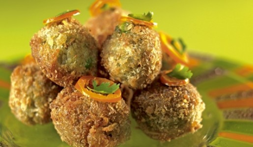 Bolas crocantes de arroz con pollo