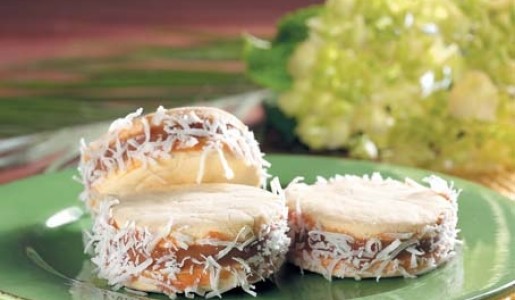 Alfajores de maicena con coco rallado