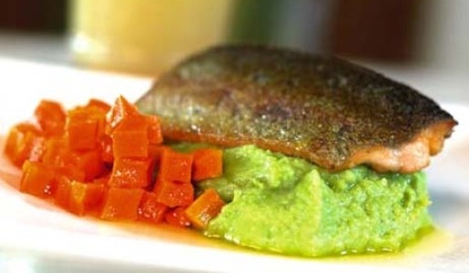 Trucha con puré de alverjas