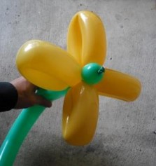 Cmo hacer una flor con globos