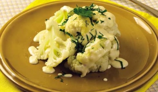 Coliflor en salsa tres quesos