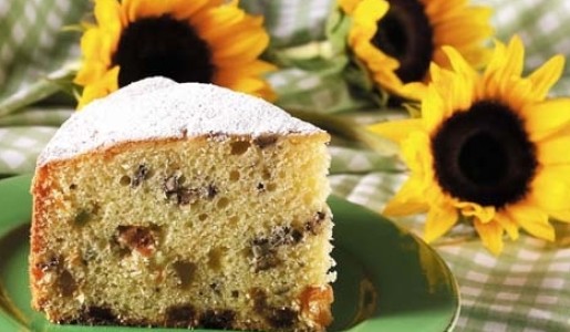 Torta clara de frutas