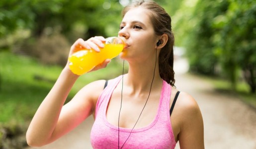 Deporte: Cómo hacer bebidas isotónicas caseras