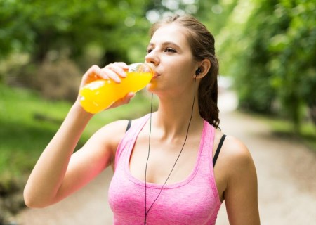 Deporte: Cómo hacer bebidas isotónicas caseras