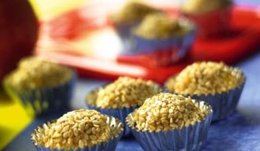 Bolitas de yacón con maní