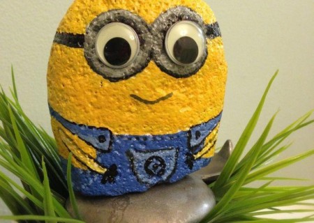 Cómo hacer Minions con piedras