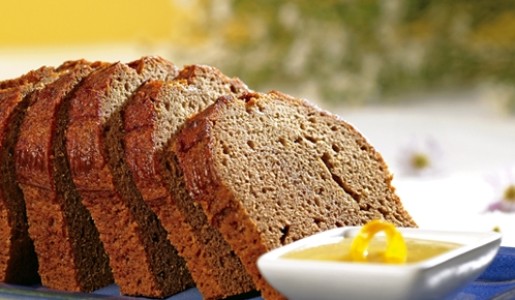 Pan de plátano y mermelada de manzana