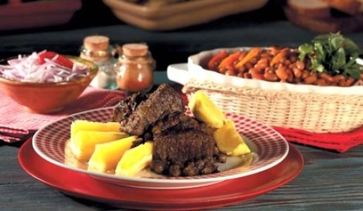 Seco jugoso de carne de pecho