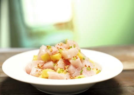Cebiche de lenguado y piña