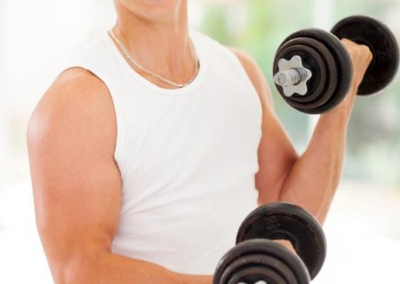 Cómo tonificar los brazos sin ir al gimnasio