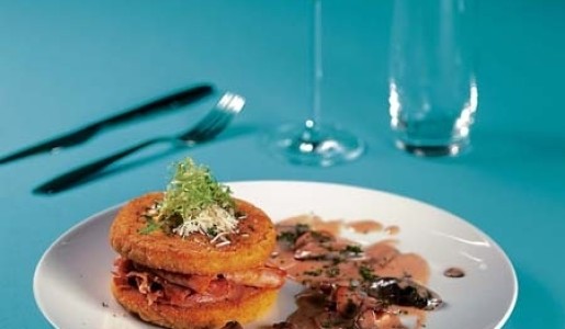 Napoleón de quinua y polenta