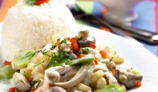 Pollo y champiñones con arroz