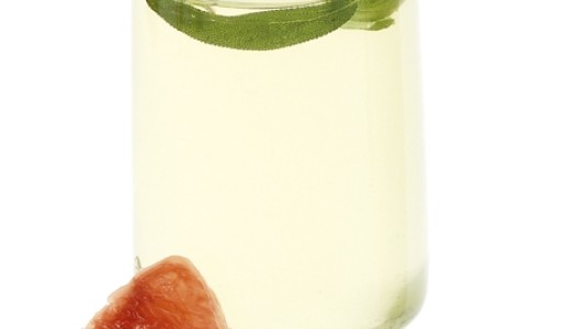 Infusión de salvia y pomelo