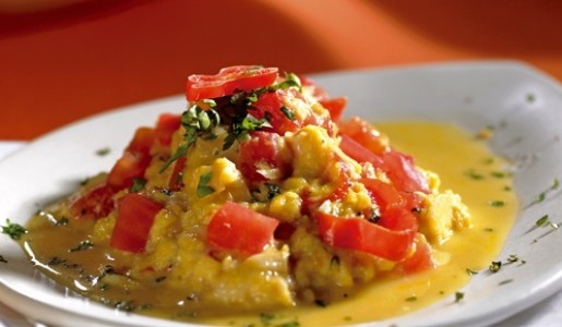 Huevos mañaneros al ají