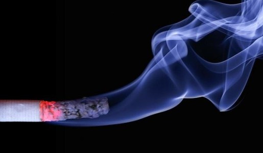 Cómo quitar el olor a cigarro de las manos