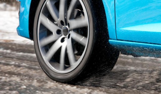 Cómo conducir con hielo