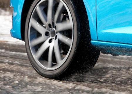 Cómo conducir con hielo