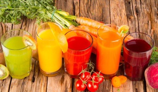 Comida: Cómo hacer bebidas diuréticas