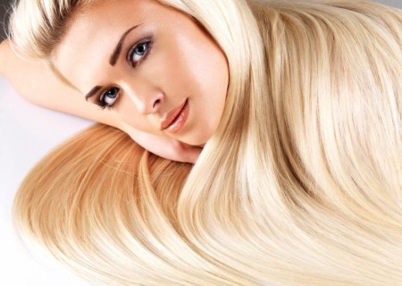 Cómo evitar que el cabello rubio se ponga verde