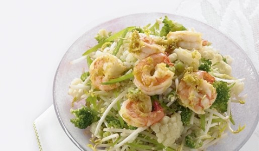 Langostinos con arroz a la tailandesa