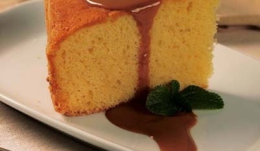 Bizcocho de naranja con crema de caramelo