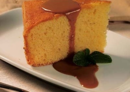 Bizcocho de naranja con crema de caramelo