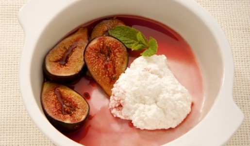 Higos al horno con requesón