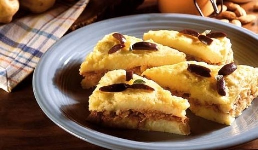 Pastel de papas limeño