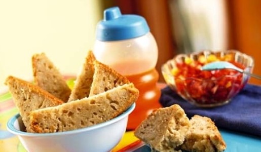 Pan de arroz con sirope de manzana