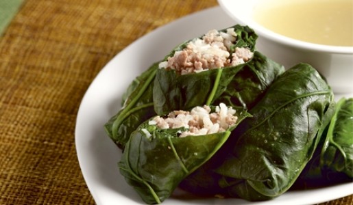 Hojas de espinaca rellenas