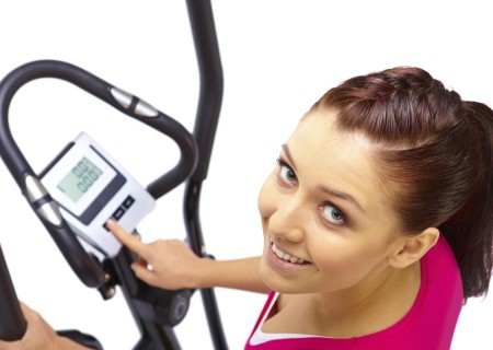 Cómo elegir aparatos de musculación para casa