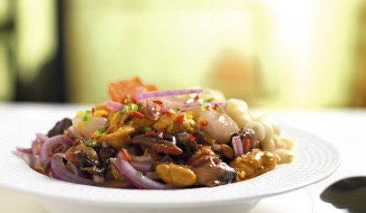 Cebiche a las dos conchas y erizos