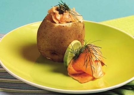 Papas rellenas de trucha ahumada