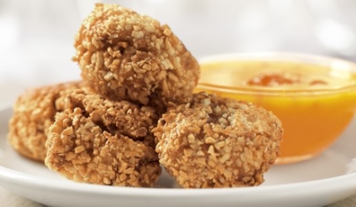 Chicharrón de pollo con salsa de mandarina picante