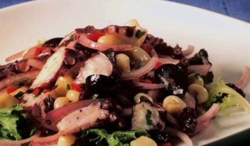 Ensalada de pulpo a la mediterránea
